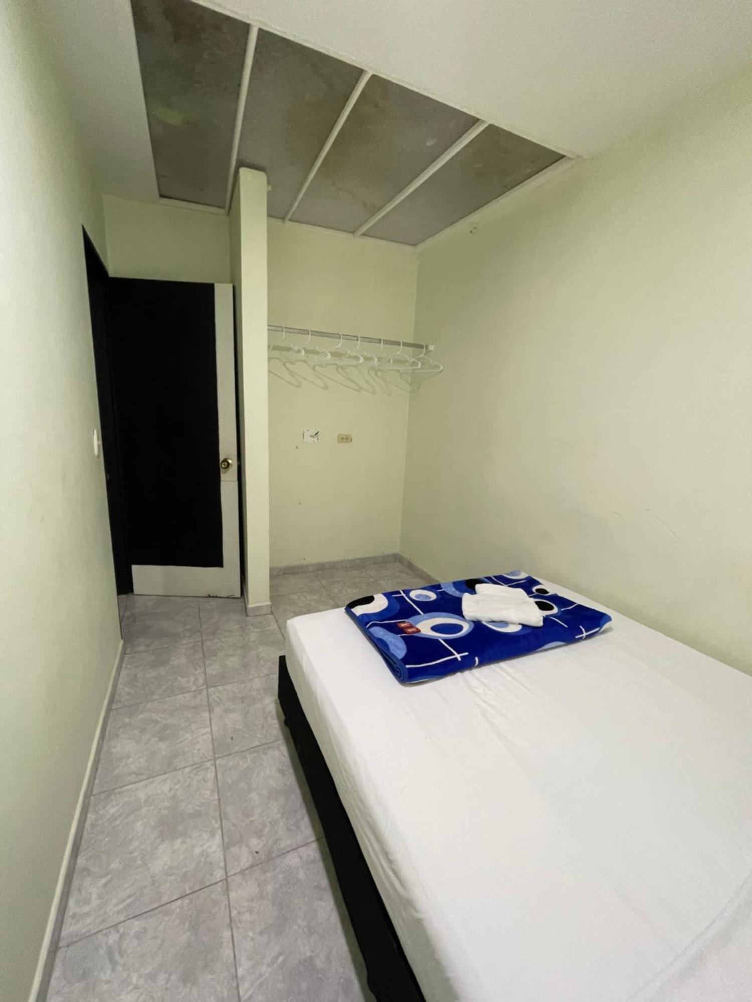 Apartamento Plazoleta De Colores Apartment Guatape Bagian luar foto